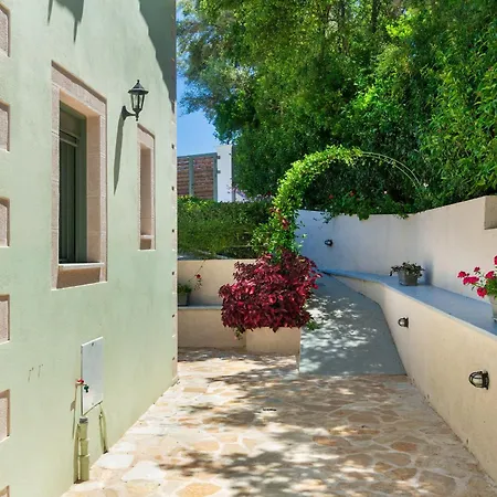 Βίλα Armonia View Kariótai