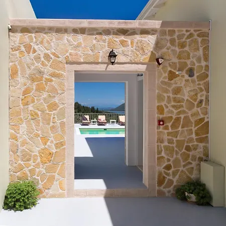 Armonia View Βίλα Kariótai